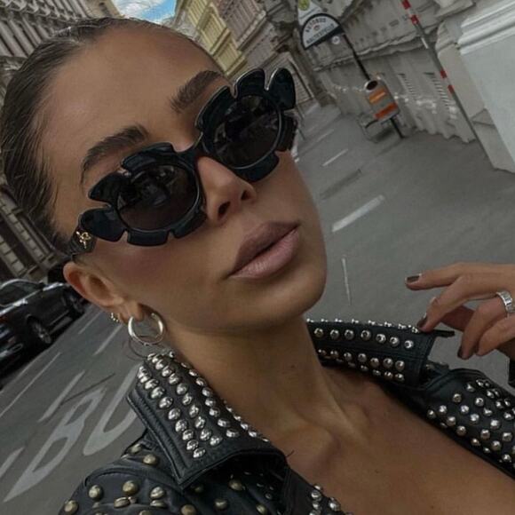 New! LOEWE Sunglasses LW40088U 47A, Authentic - Picture 9 of 16